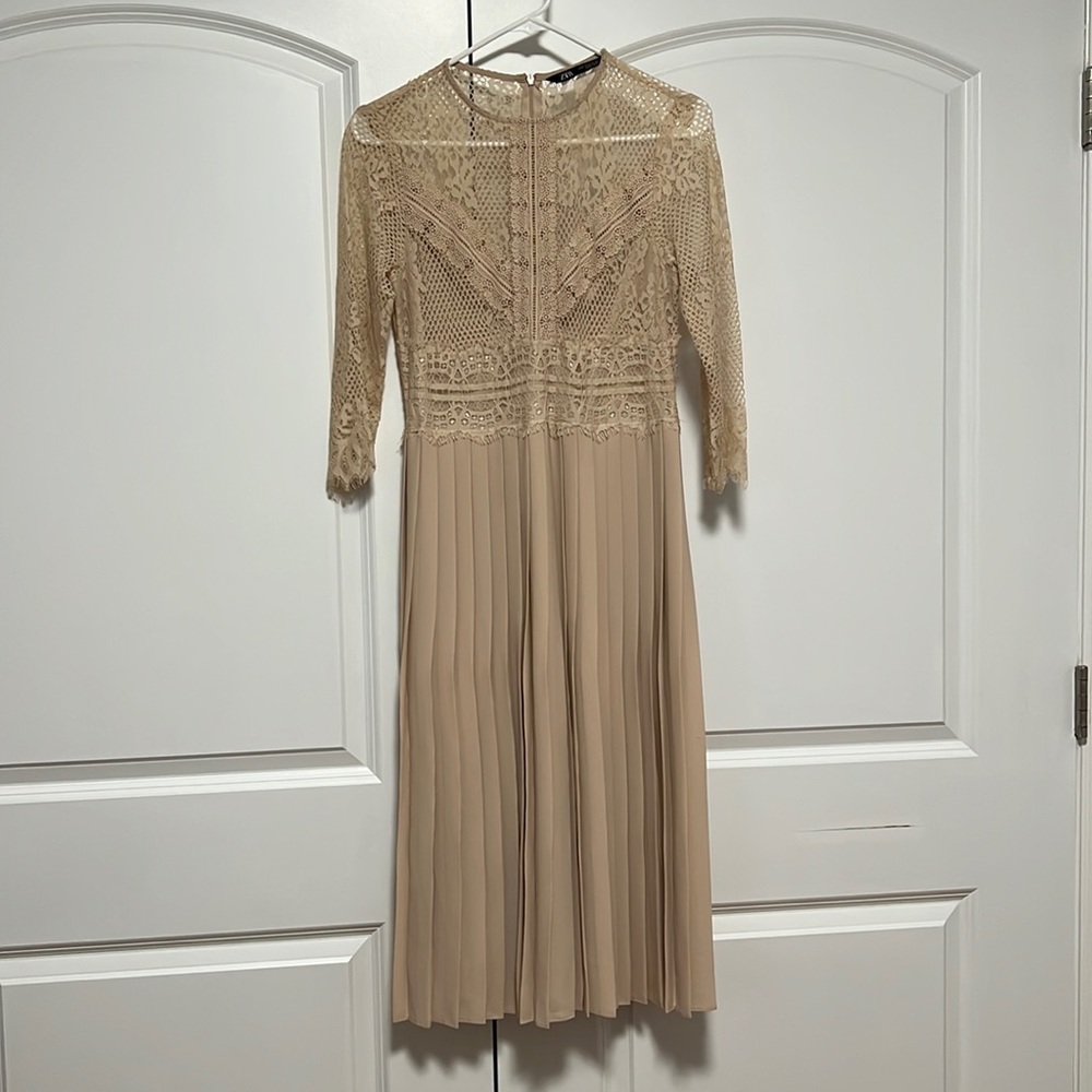 ZARA Lace Pleated Beige Dress